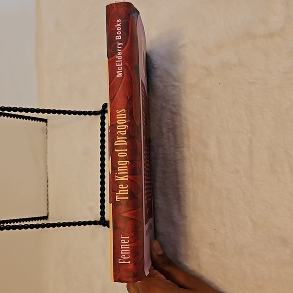 The King of Dragons by Carol Fenner  Ages 9-12 Kids Toy Book fantasy literature - Picture 8 of 16